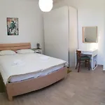Apartment Tinjarosa *