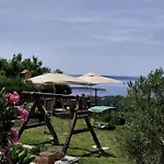 Apartament Tinjarosa
