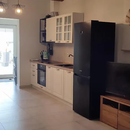 Apartmán Tinjarosa *