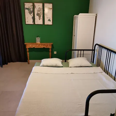 Tinjarosa Mundanije