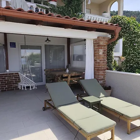 Apartmán Tinjarosa Mundanije